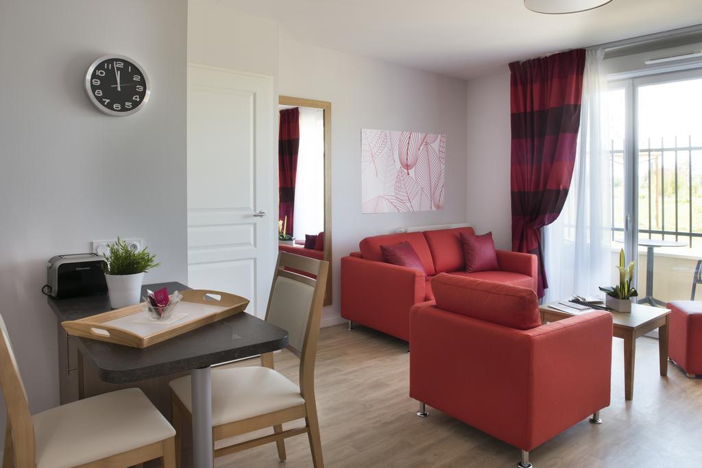 Domitys La Clef Des Champs Aparthotel Poitiers Bilik gambar
